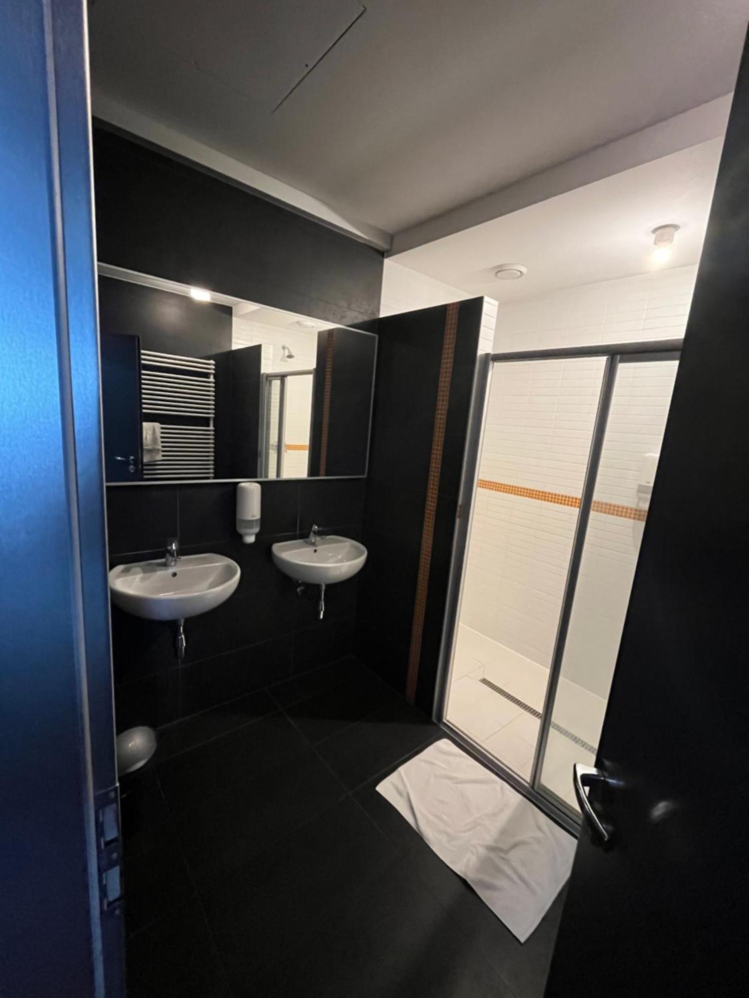 Buly Aréna Hotel 3*